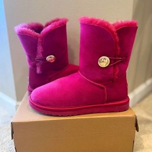 Pink UGGs w/ Gold Button Detail | Rare Find!